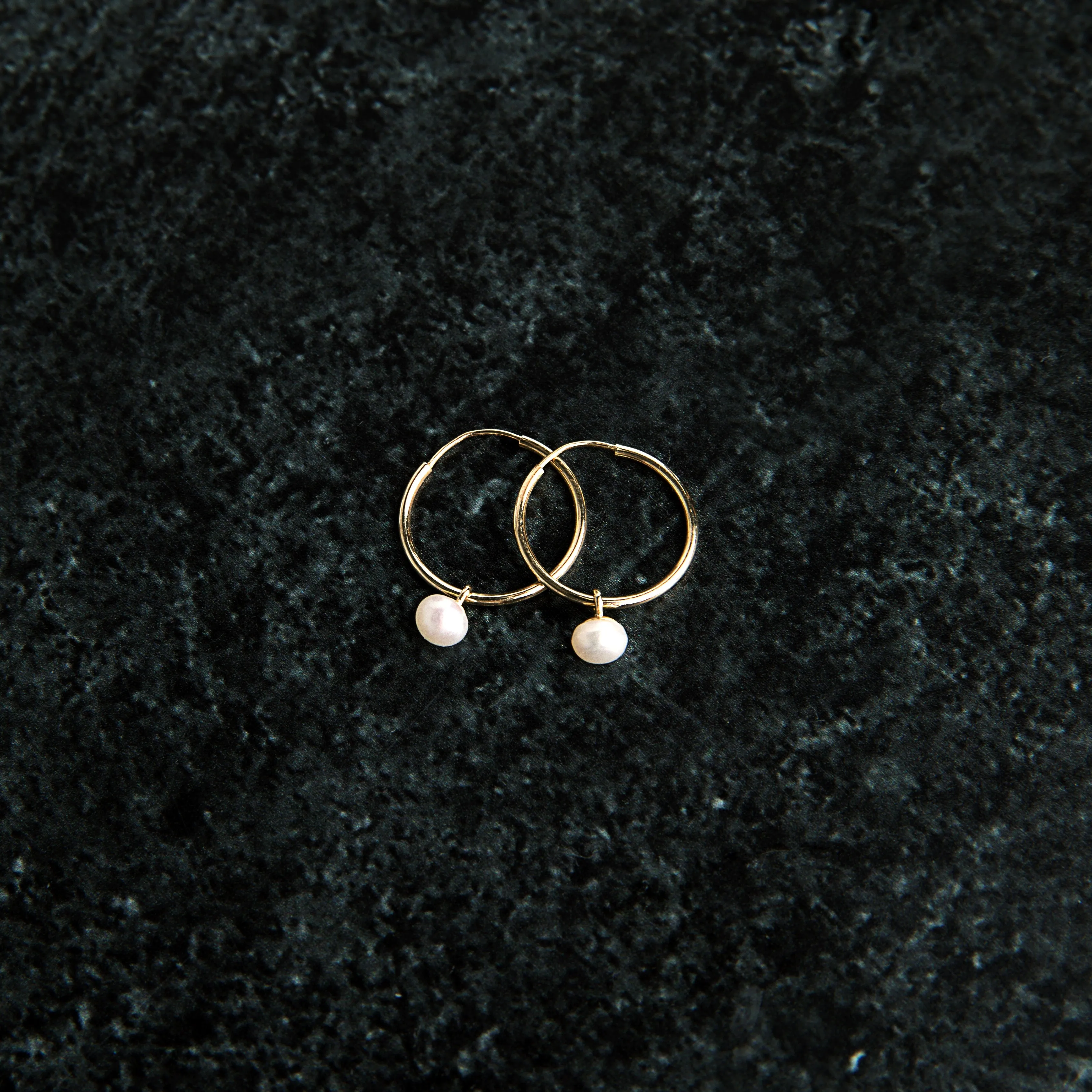 14K Freshwater Cultured Pearl Hoops