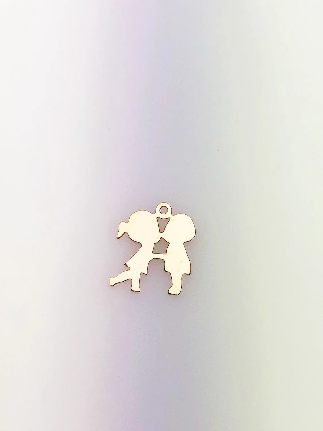 14K Gold Fill Kissing Boy & Girl Silhouettes Charm w/ Ring, 11.5x13.8mm, Made in USA - 673