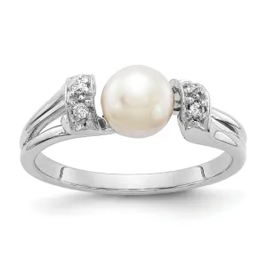 14k White Gold Pearl Diamond Ring