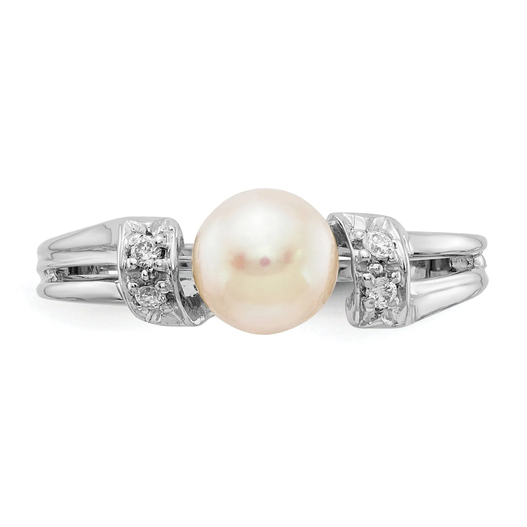 14k White Gold Pearl Diamond Ring