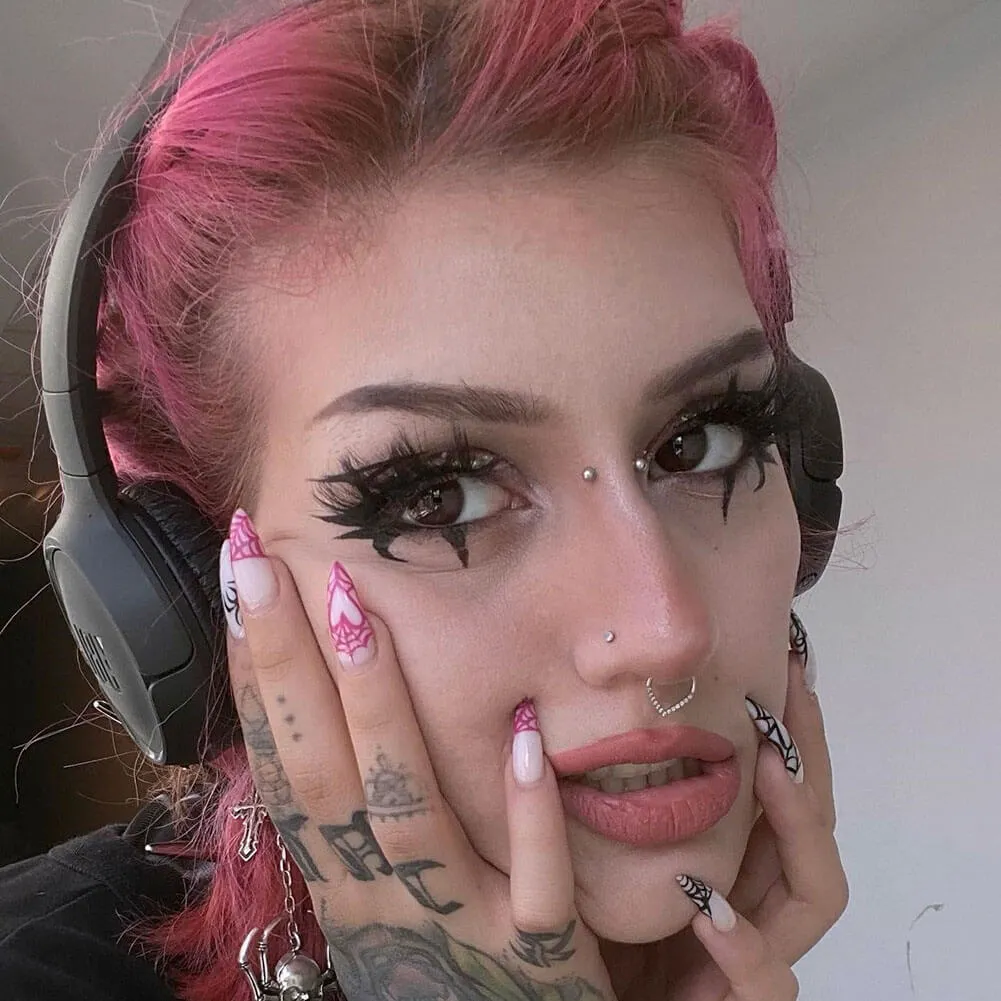 16G 8/10mm Clear CZ Triangle Septum Ring