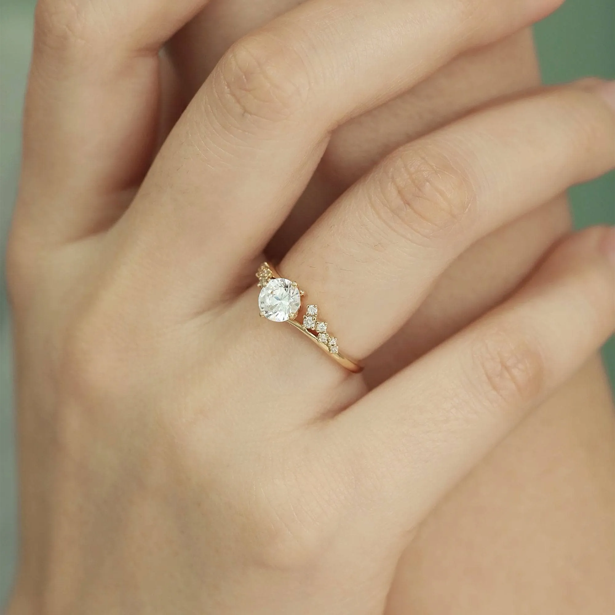 18k Dainty Round Cut Diamond Cluster Engagement Ring