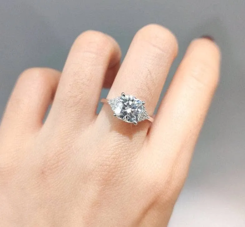 18K White Gold 3ct Cushion Cut Diamond Arrow Engagement