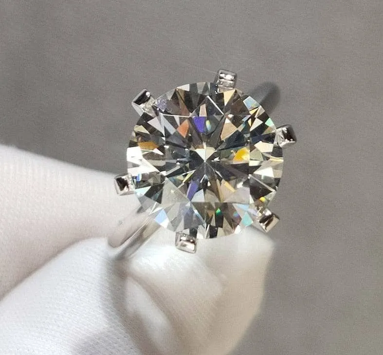 18K White Gold 5.0ct Round-Cut Sparkling Diamond Engagement Ring