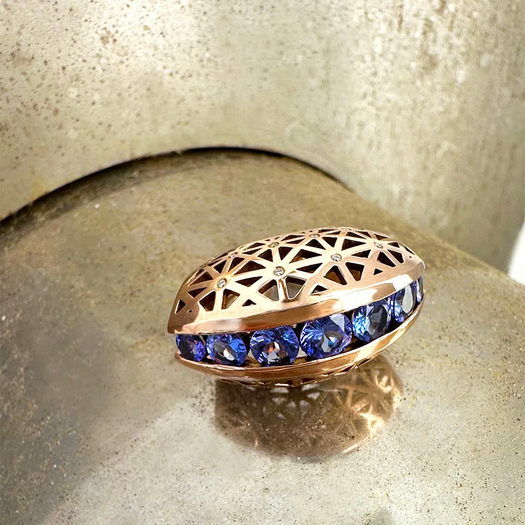 Afrogem Tanzanite And Diamond Raised Pattern Statement Ring in Rose Gold