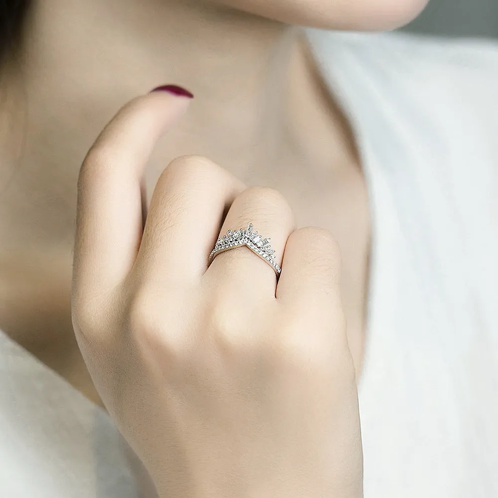 Baguette Cut Diamond Contoured V-Shape Ring