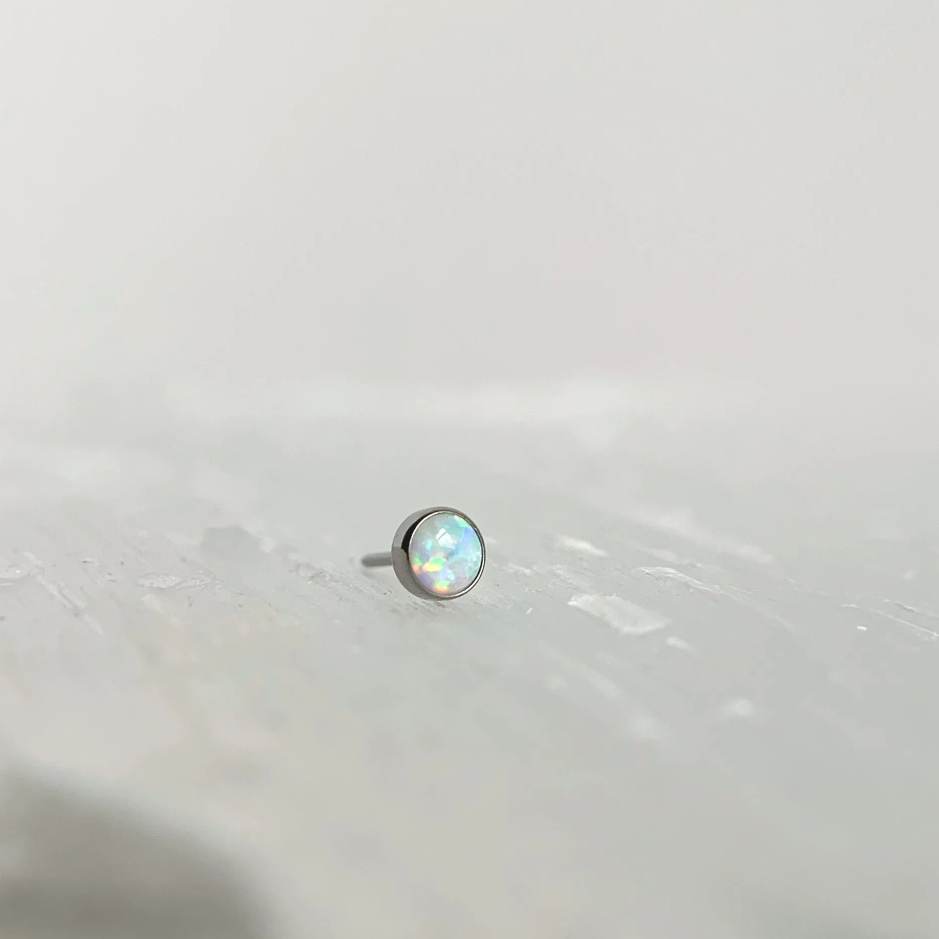 Bezel Setting with Synthetic Opal or Cabochon Threadless End
