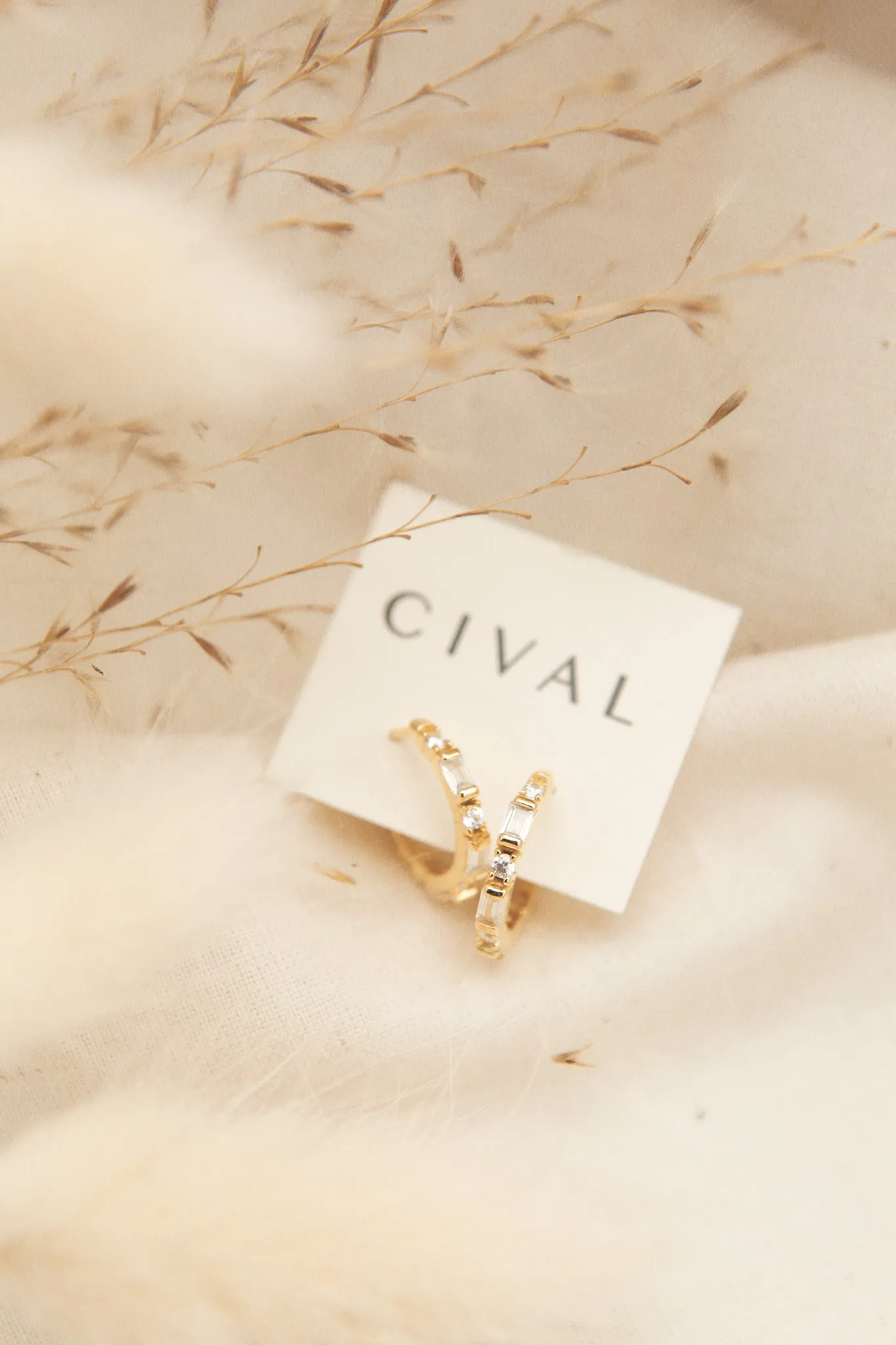 Che Hoops Gold Vermeil Hoops