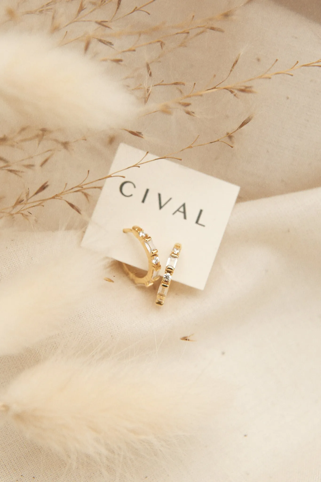 Che Hoops Gold Vermeil Hoops