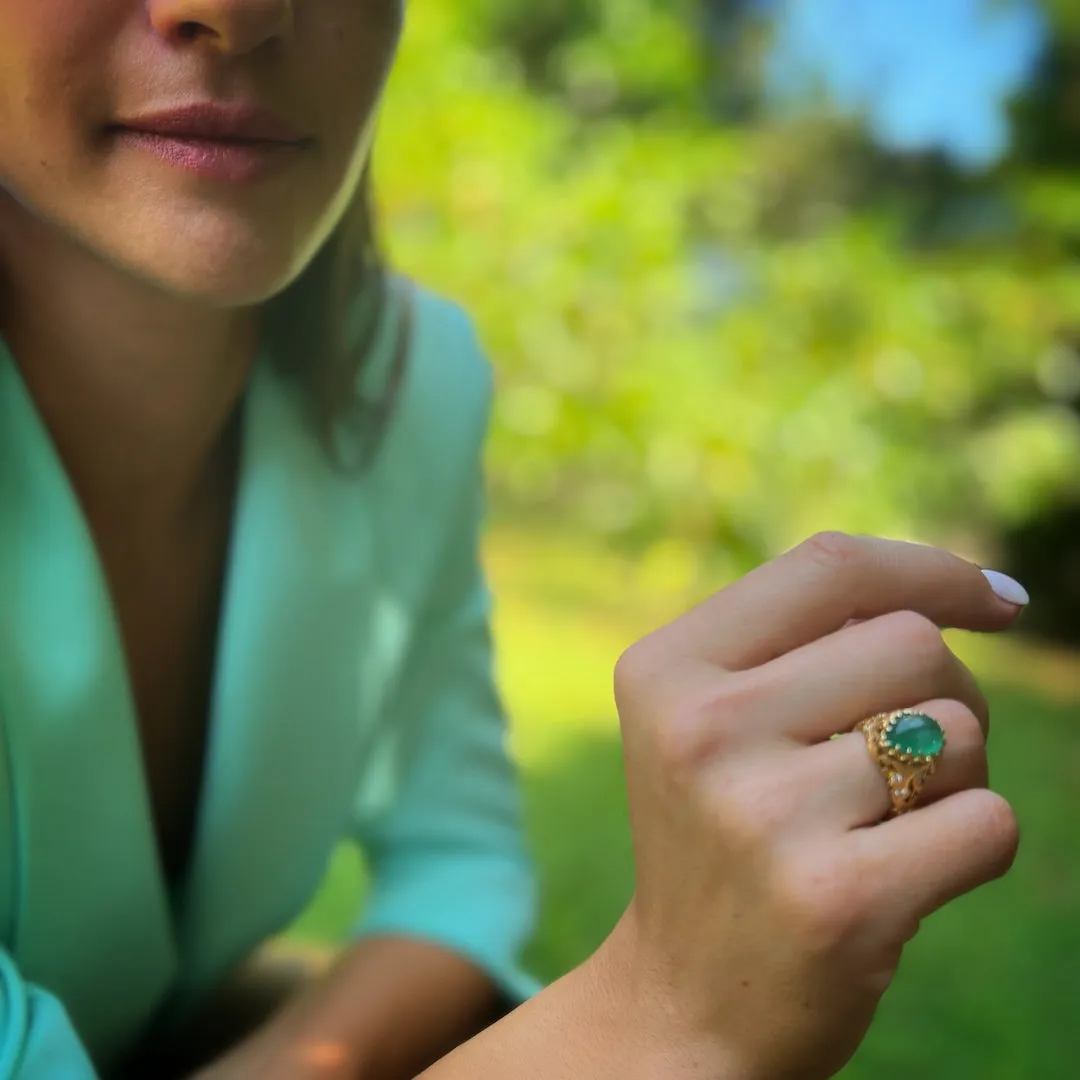 Emerald & Diamond Teardrop Ring