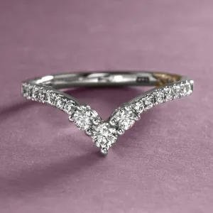 Extra-Sparkly Chevron Band By A.Jaffe