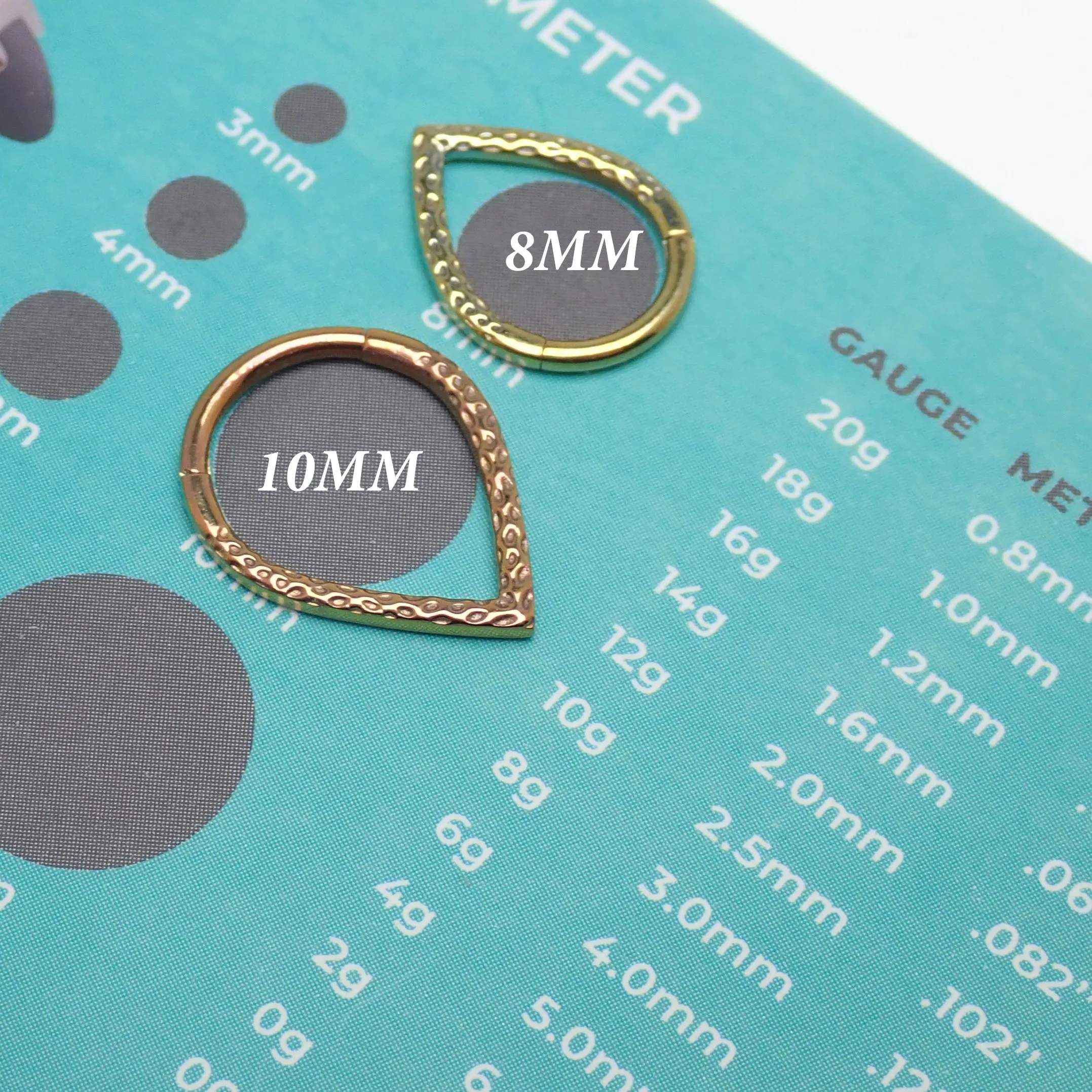 Hammered V Titanium  Clicker 8mm,10mm