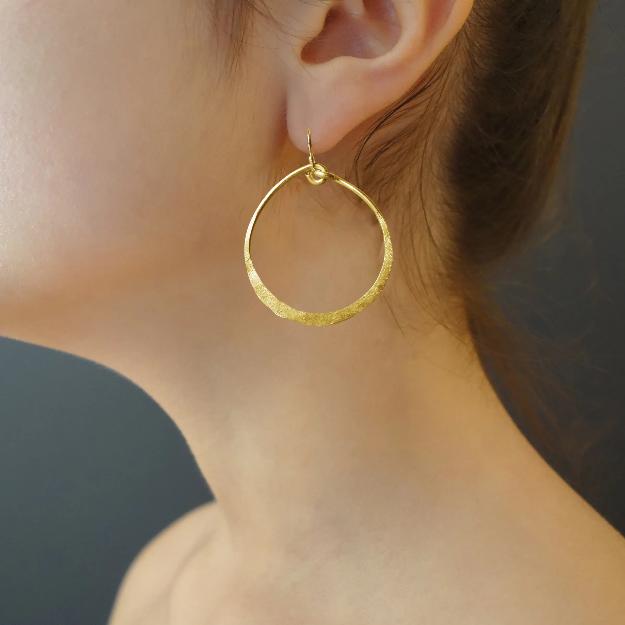 Hoop dreams: hand hammered gold