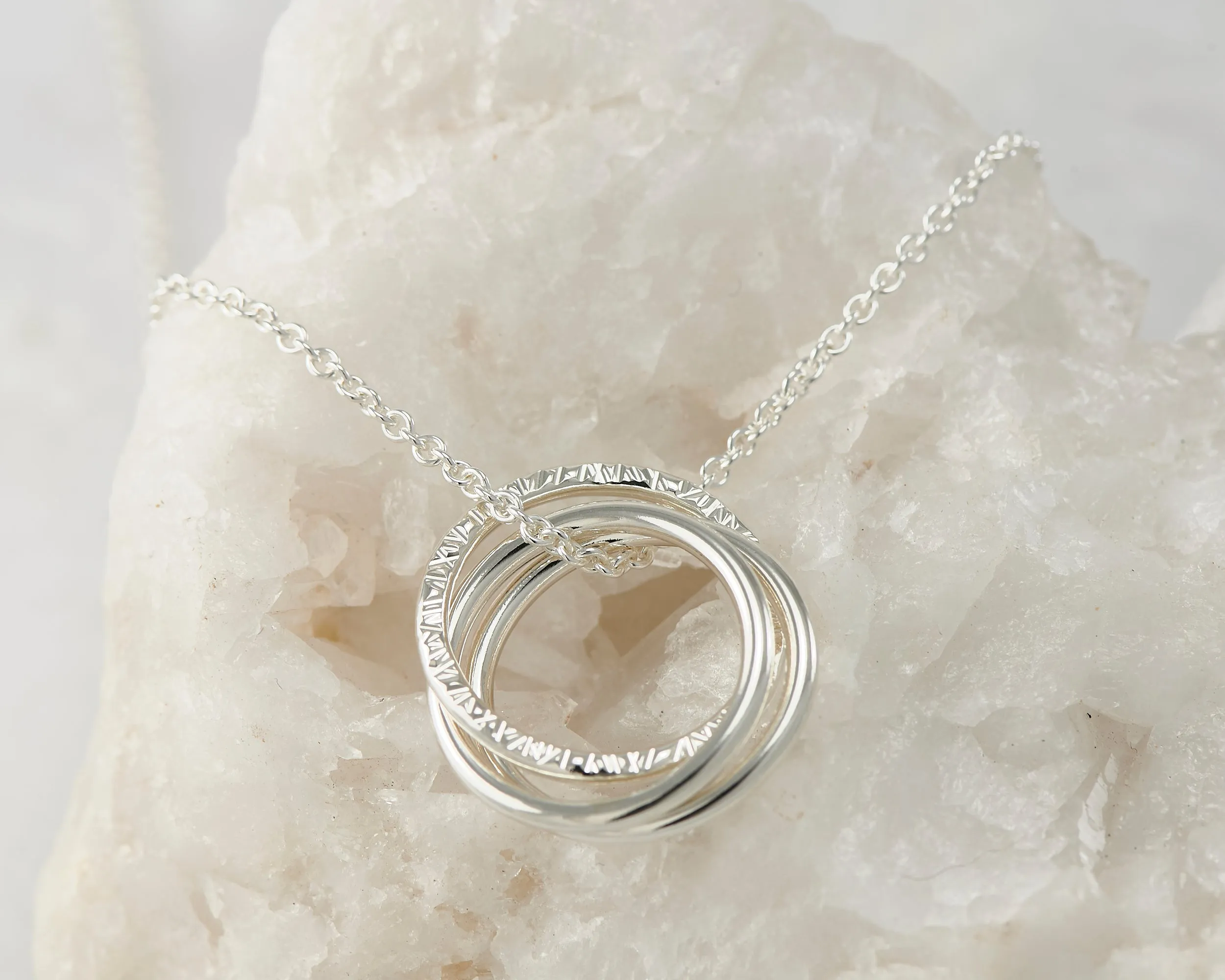 Interlocking Circles Necklace