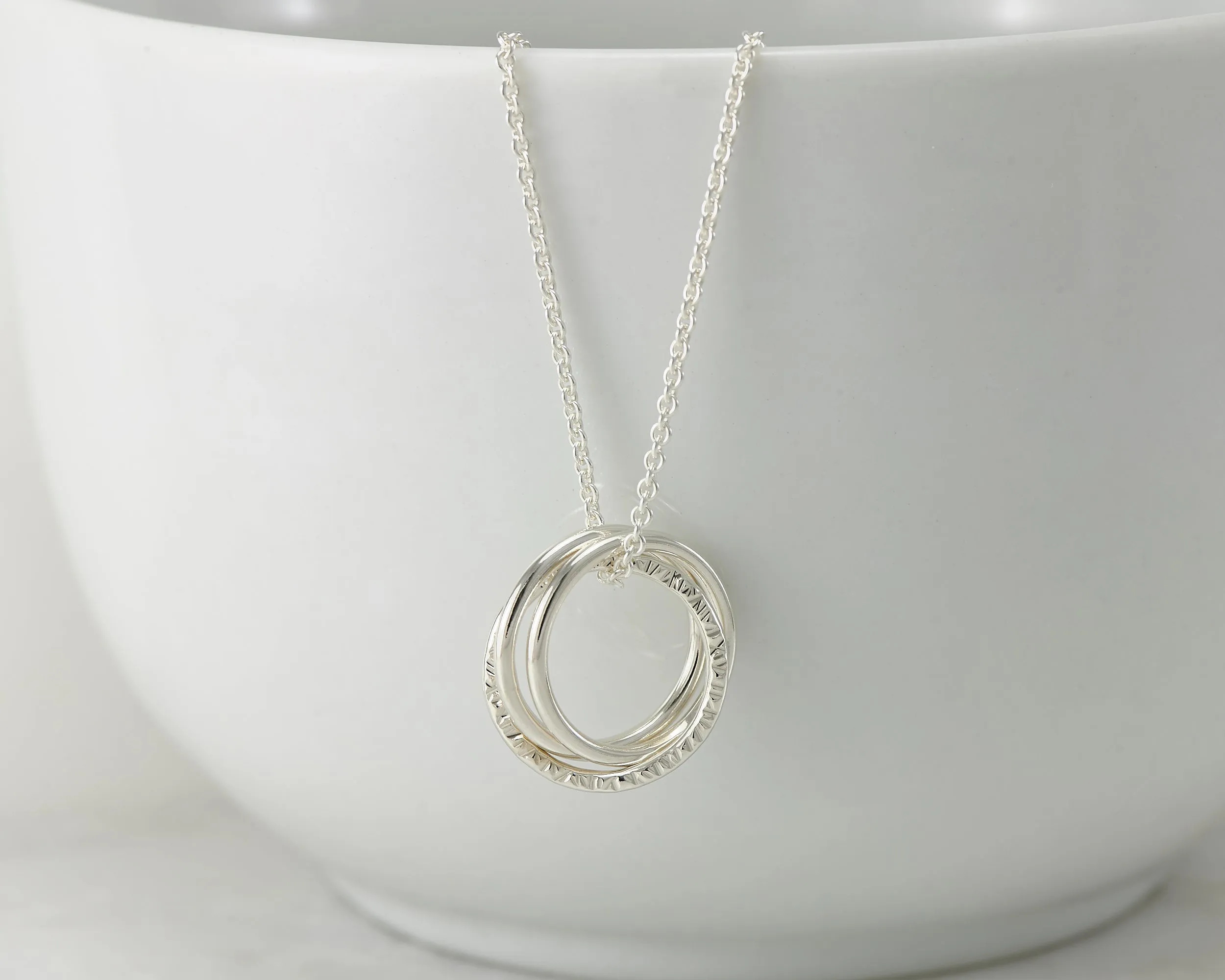 Interlocking Circles Necklace