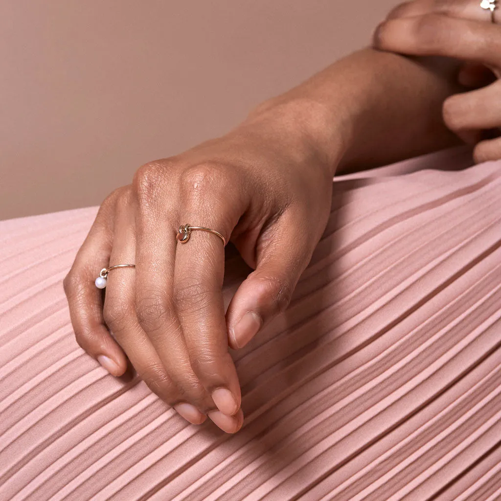 Lucky Pearl Rabbit White Gold Ring