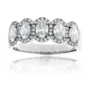 Oval Cut Diamond & Diamond Halo Band