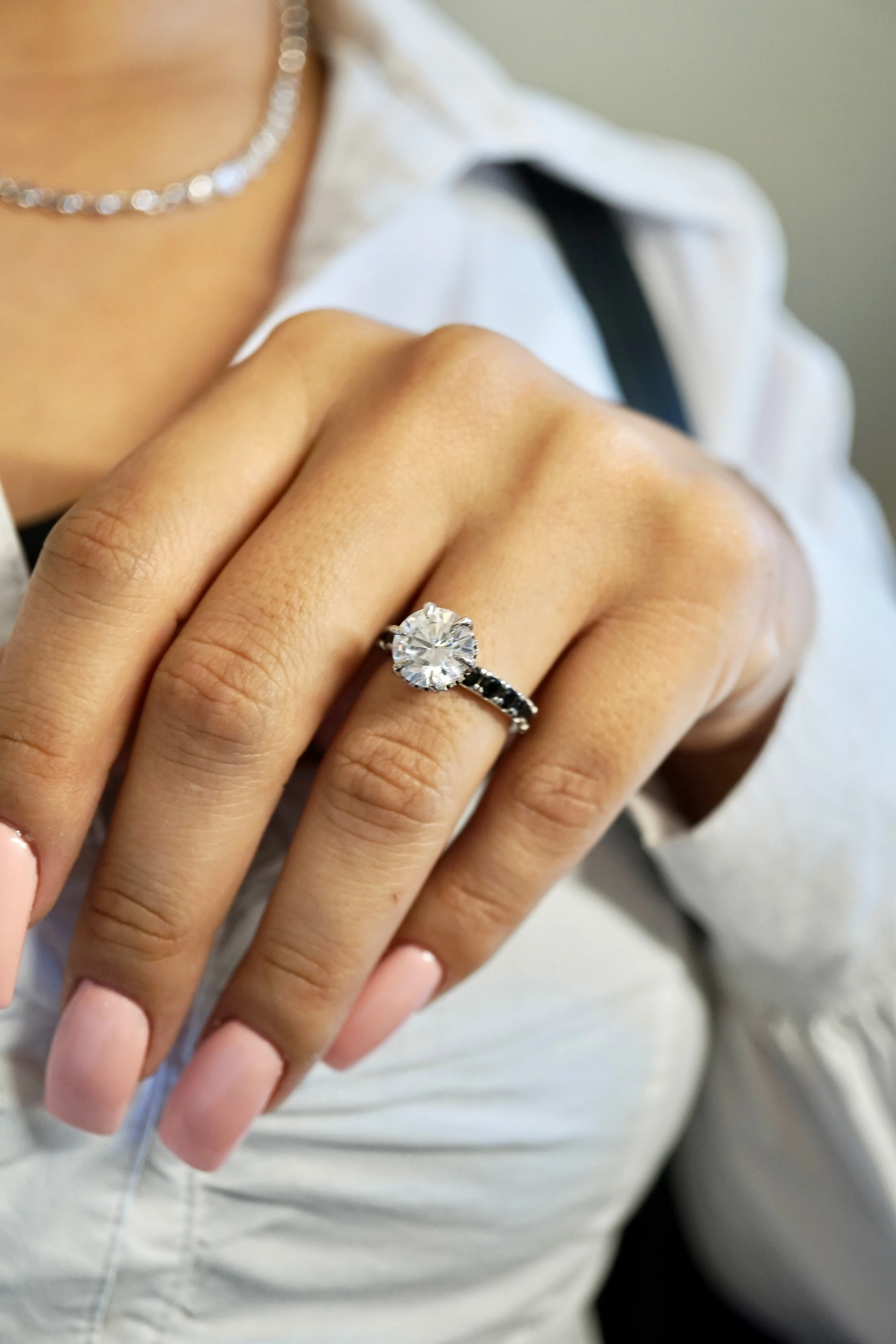 PAIGE WHITE   BLACK RING