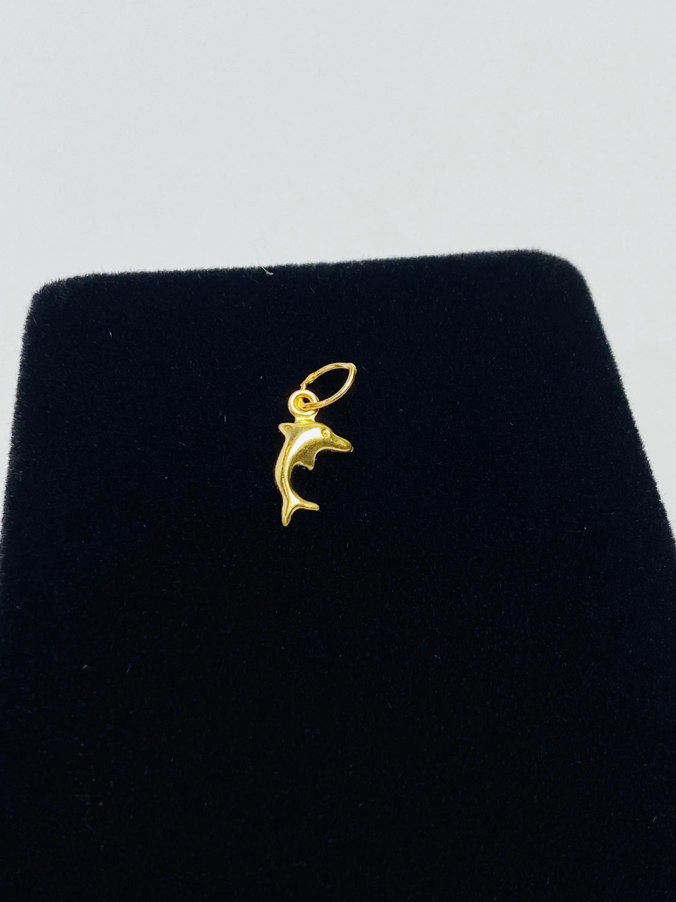Pretty 5mm X 10mm dolphin findings/charm sku #2196-C