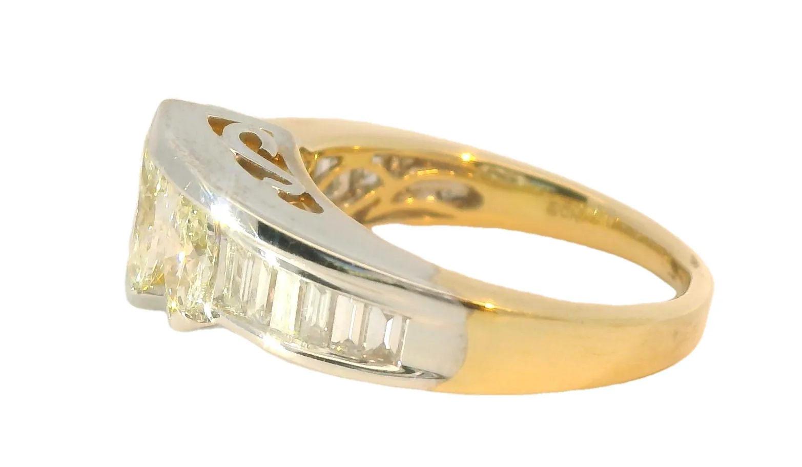 Rare 14K White Gold Yellow Diamond Three-Stone Engagement Anniversary Band Ring
