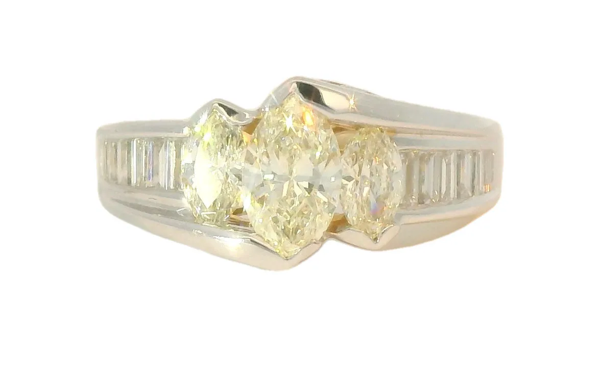 Rare 14K White Gold Yellow Diamond Three-Stone Engagement Anniversary Band Ring