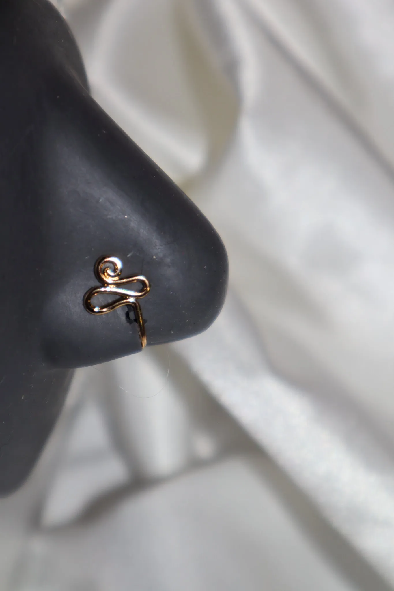 Squiggle Nose Cuff