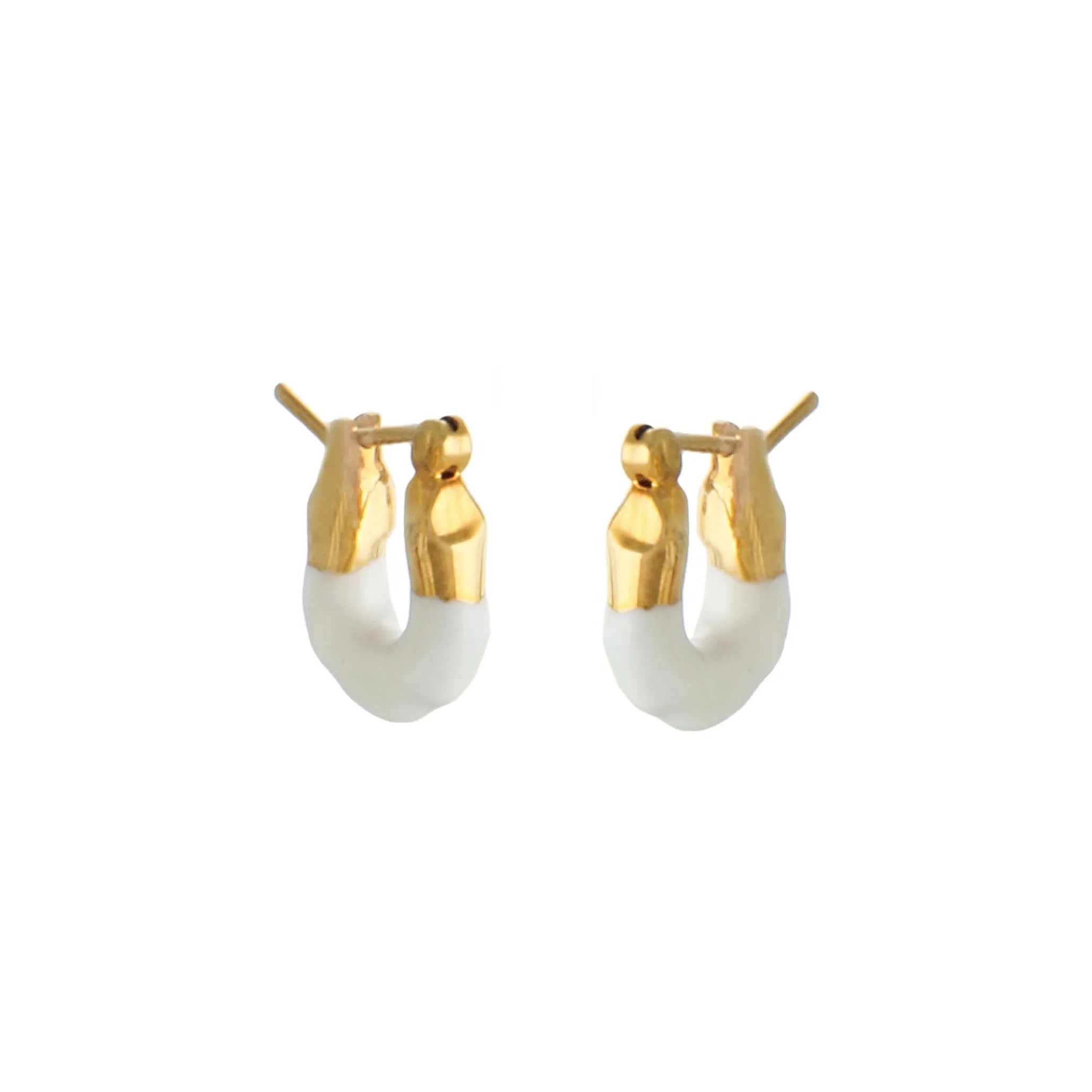 STATEMENT WAVES HOOPS WITH HALF ENAMEL