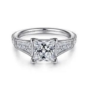 Straight Princess Cut Diamond Engagement Ring Mounting
