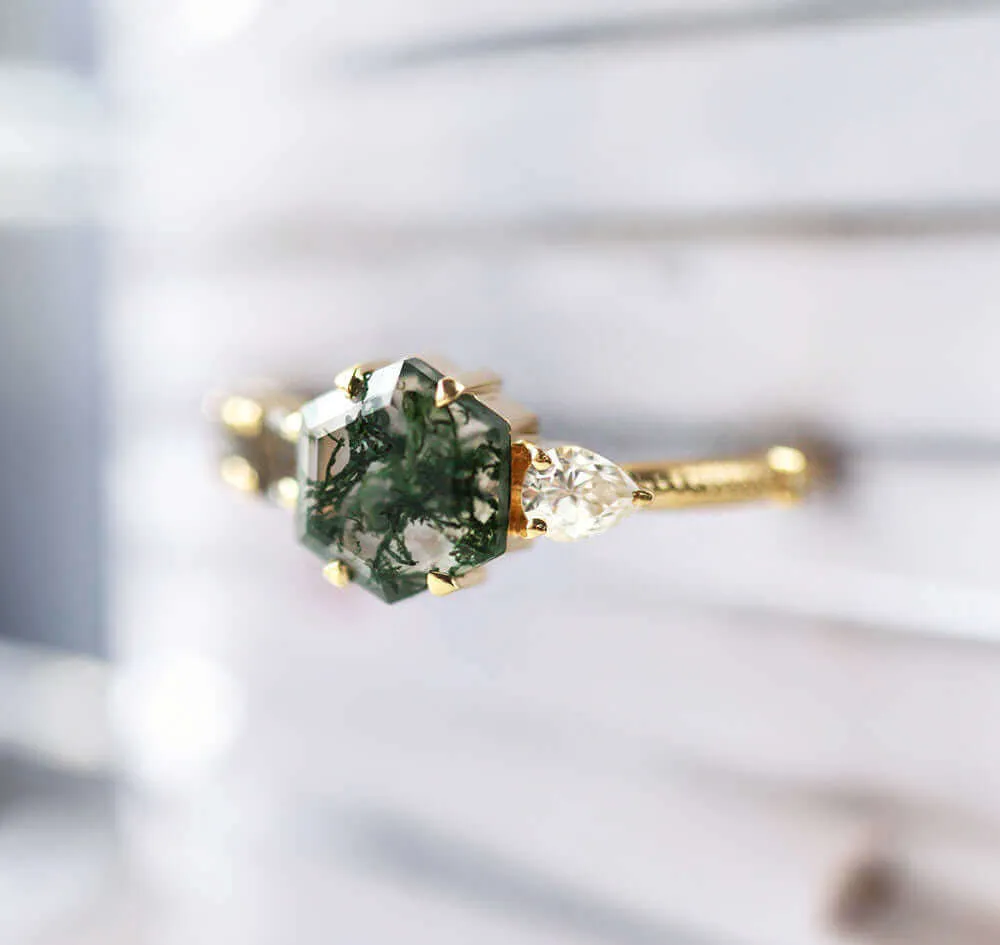 Trendolla 18K Gold Polygon Leaf Moss Agate And CZ Diamond Ring Set