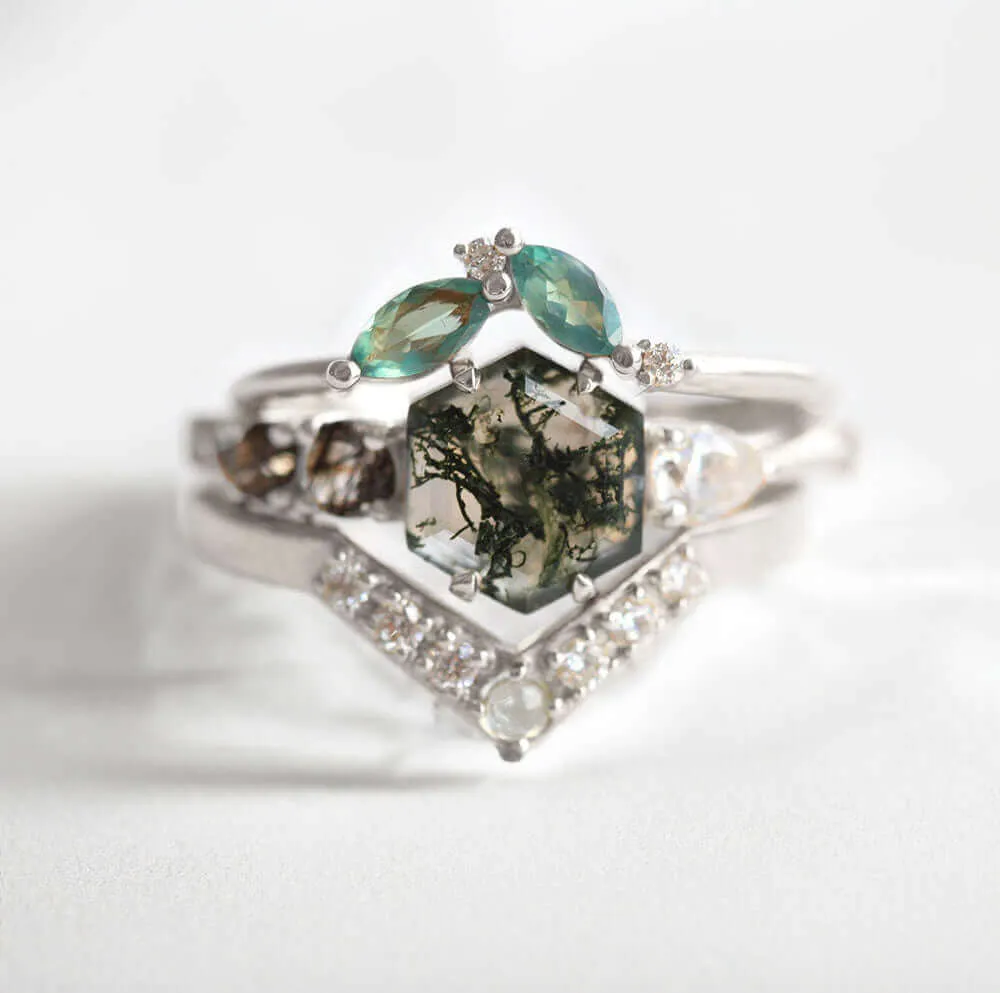 Trendolla 18K Gold Polygon Leaf Moss Agate And CZ Diamond Ring Set