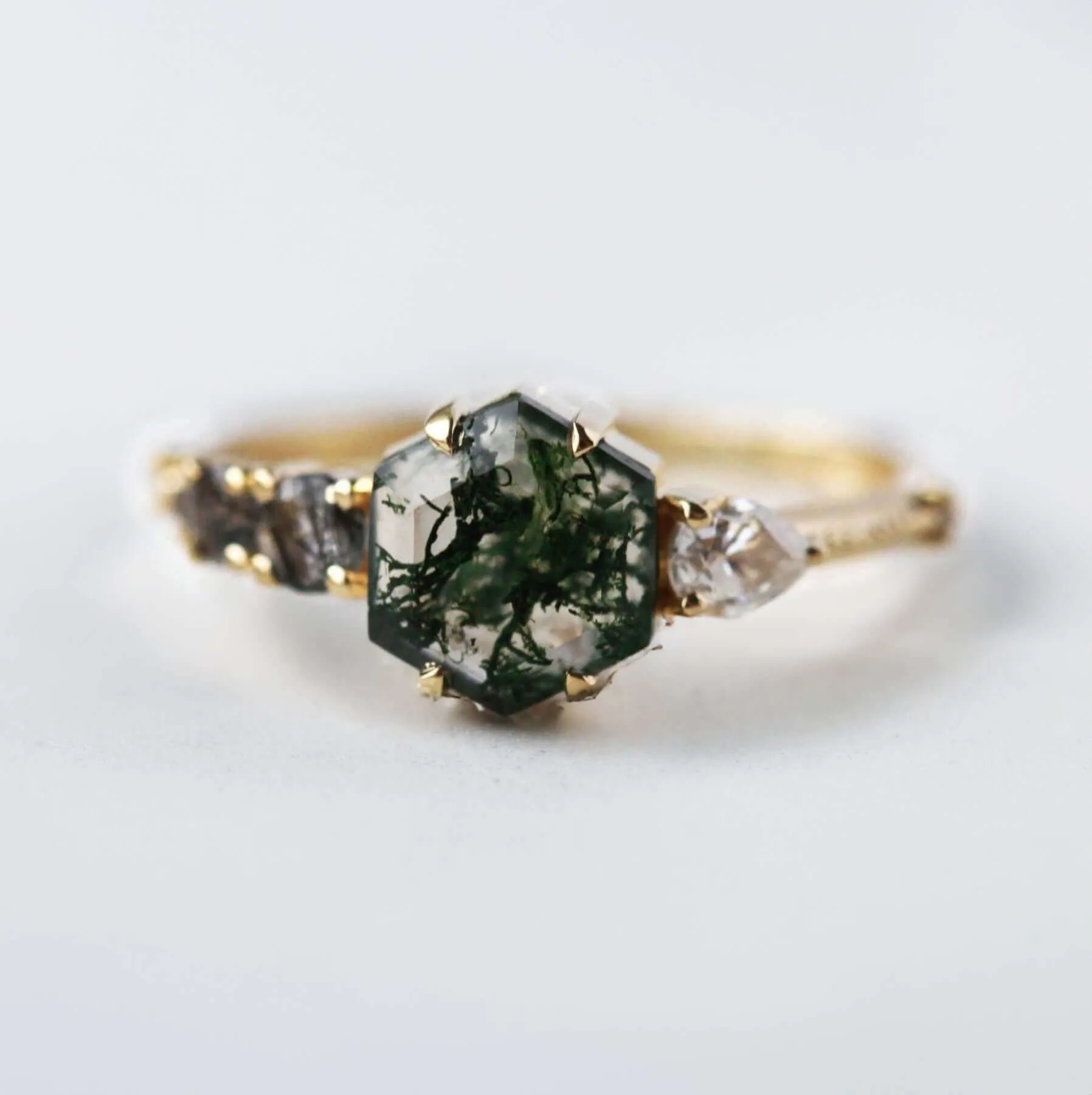 Trendolla 18K Gold Polygon Leaf Moss Agate And CZ Diamond Ring Set