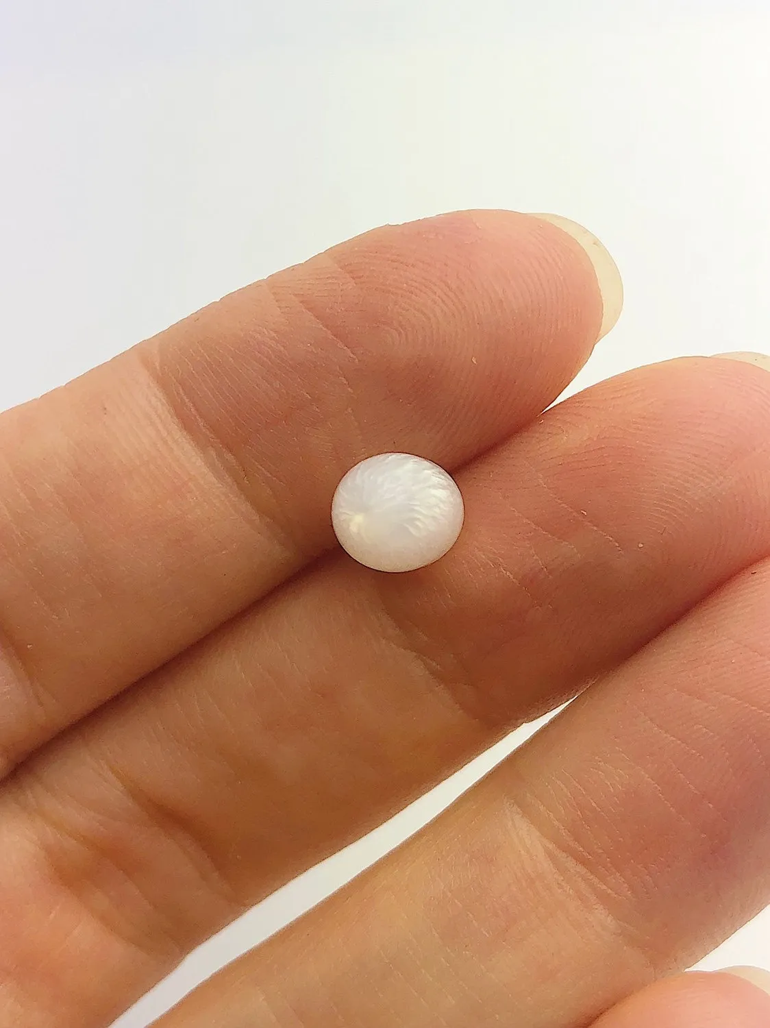 Tridacna White Clam Pearl Loose 9.41mm x 6.61mm No. 33