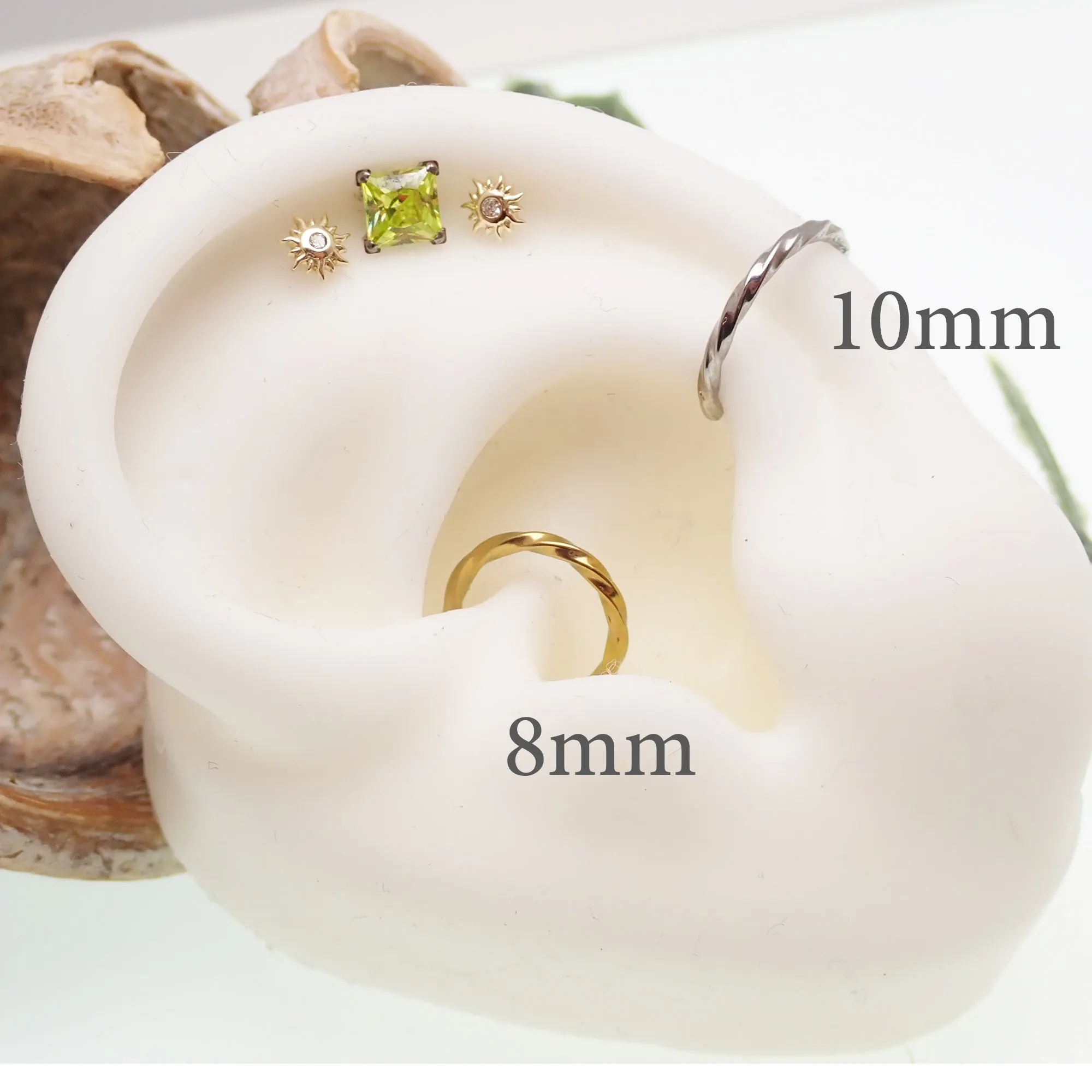 Twisted Titanium Hinged Clicker 16g